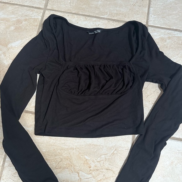 Women's ruched crop tees - Picture 7 of 9